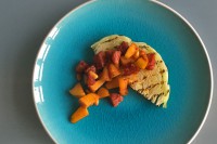 gegrilde-witte-kool-met-appel-en-chorizo