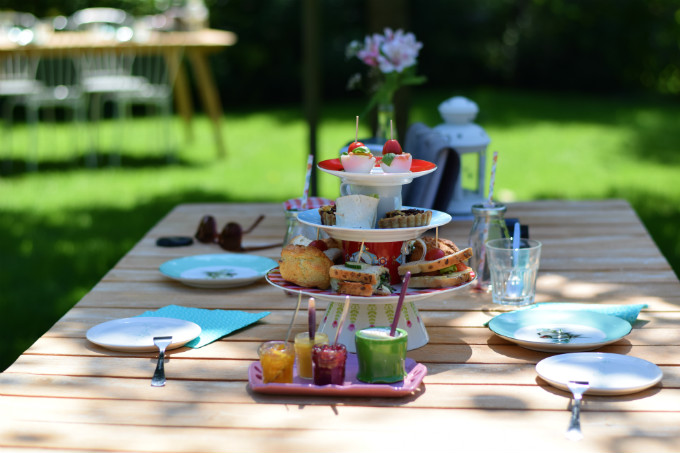 Hihahut high tea - Anniepannie.nl