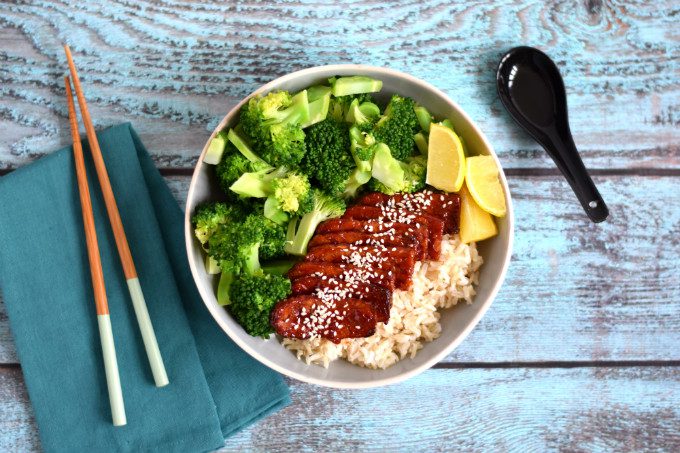 Sticky tempeh bowl - Anniepannie.nl