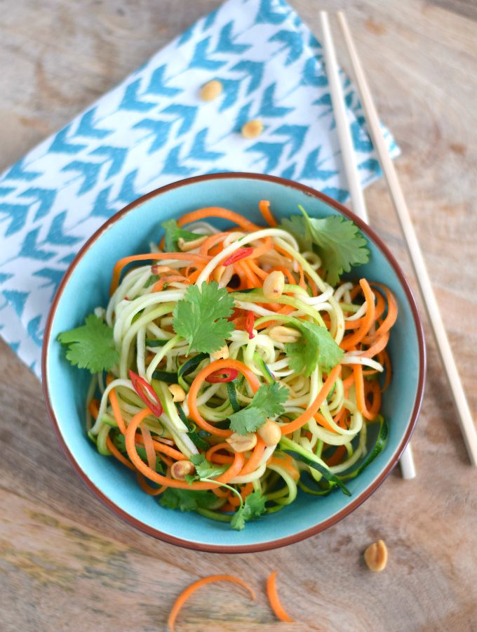 Vietnamese salade met courgette en wortel - Anniepannie.nl