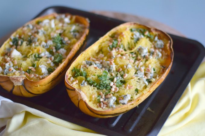 Spaghettipompoen met blauwe kaas - Anniepannie.nl