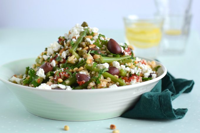 Orzo salade met sperziebonen feta en olijven - Anniepannie.nl