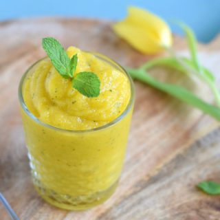 Mango sorbetijs met munt en limoen - Anniepannie