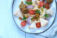 Loaded hummus met falafel - Anniepannie