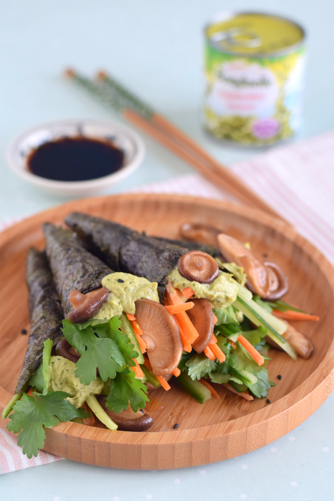 Norirolletjes met edamame creme en gemarineerde shiitakes - Anniepannie