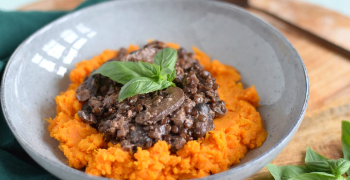 Paddenstoelenstoof met linzen walnoot en zoete aardappelpuree - Anniepannie