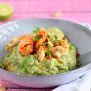 Broccolistamppot met sticky garnalen en cashewnoten - Anniepannie