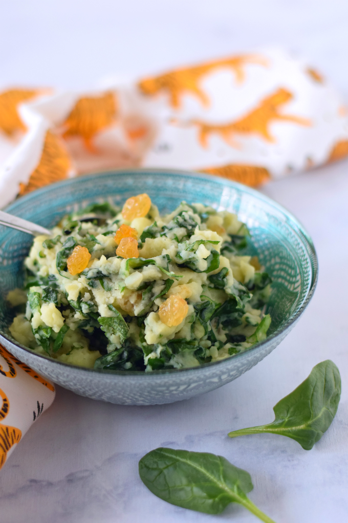 Aardappelpuree met spinazie munt en blanke rozijnen - Anniepannie