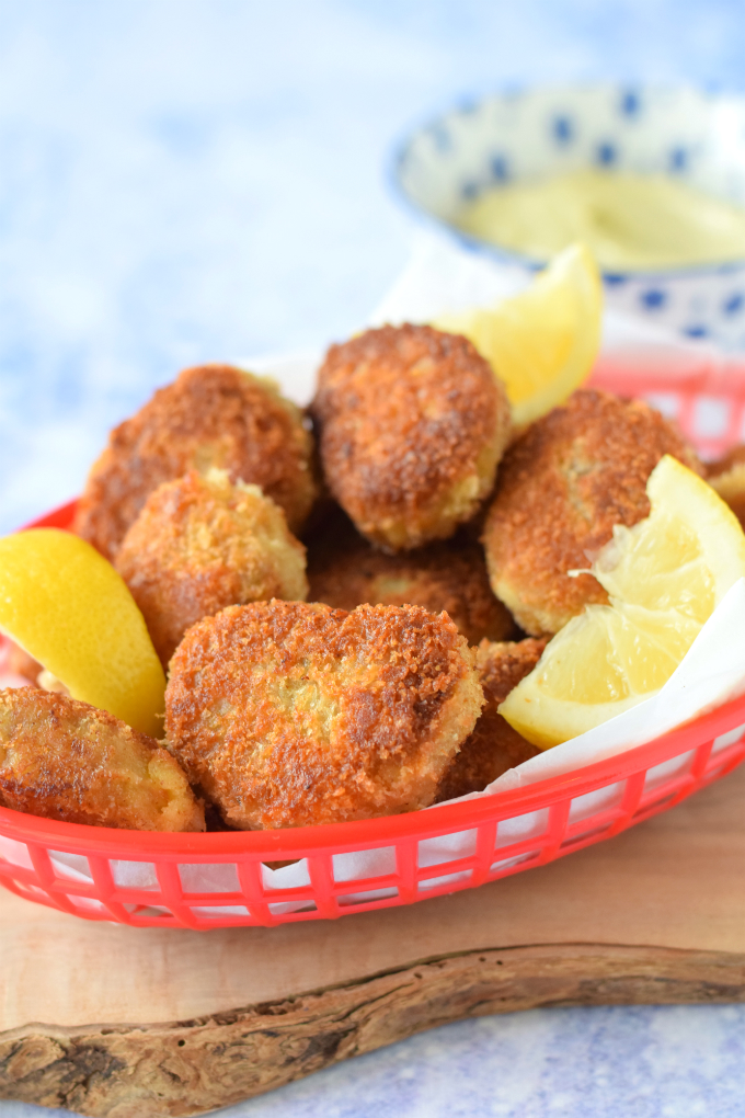 Italiaanse kipnuggets met pestomayonaise