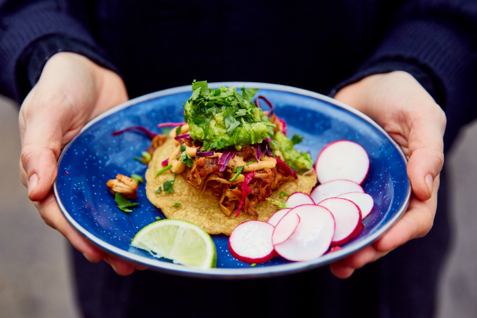 Jackfruit gerechten - jackfruit tostada -  fotografie Mitchell van Voorbergen