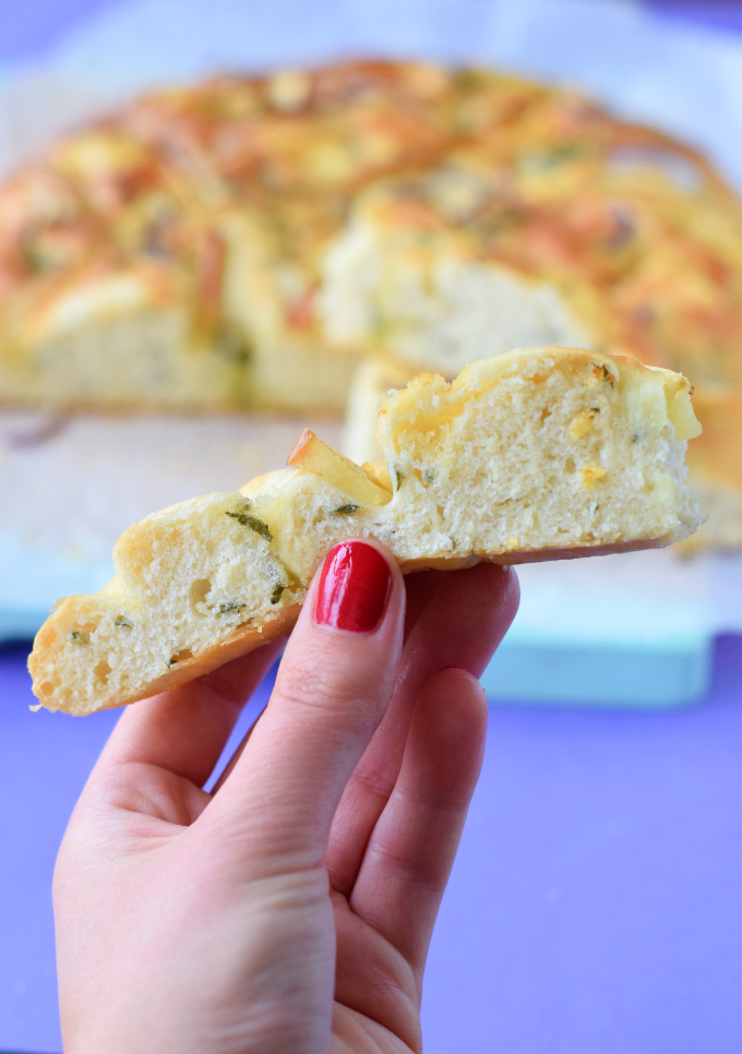 focaccia met salie en appel - ANNIEPANNIE