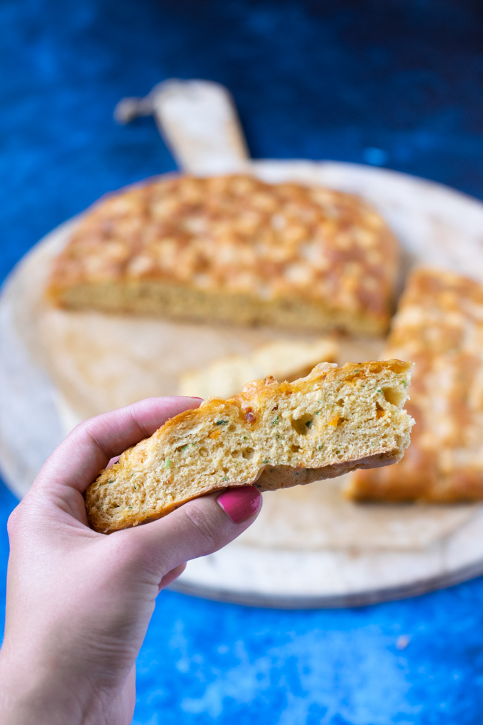 Focaccia met chorizo en peterselie - Anniepannie.nl