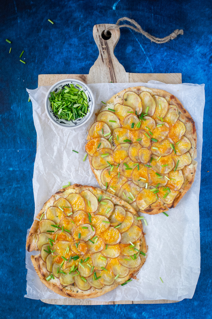 Platbroodpizza met aardappel (Roseval) - ANNIEPANNIE