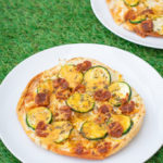 platbroodpizza met chorizo en bloemkool