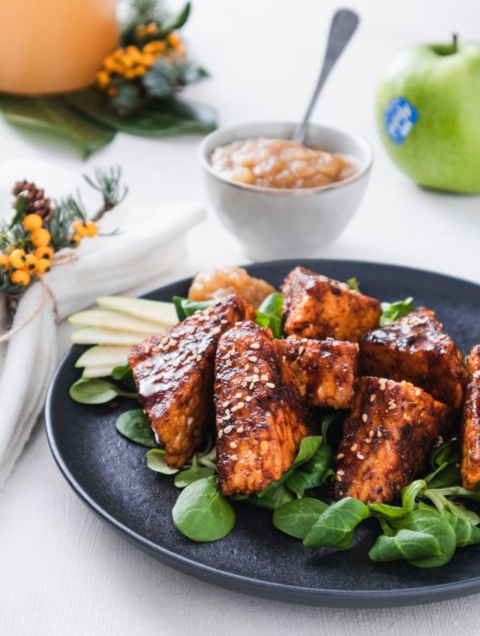 Gebakken tempeh met appel chutney