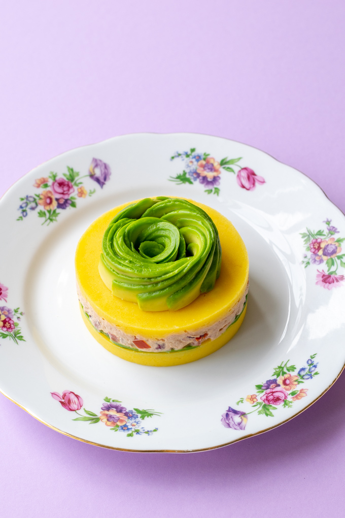 Peruaanse causa met tonijn en avocado - ANNIEPANNIE