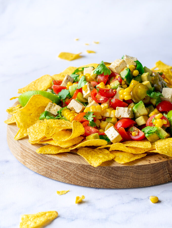 Mexicaanse salsa salade met nacho's on the side - ANNIEPANNIE