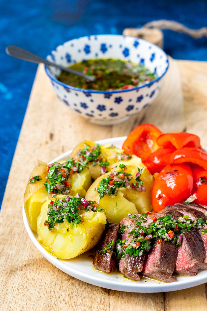 Biefstuk met chimichurri aardappels en paprika - ANNIEPANNIE.NL