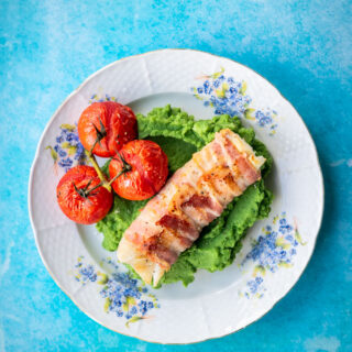 Schelvis in spek met spinaziepuree en oventomaten - ANNIEPANNIE